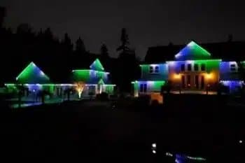 Outdoor Edgewood christmas lights to music in WA near 98372