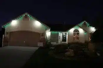 Decorative Enumclaw outdoor christmas lights in WA near 98022